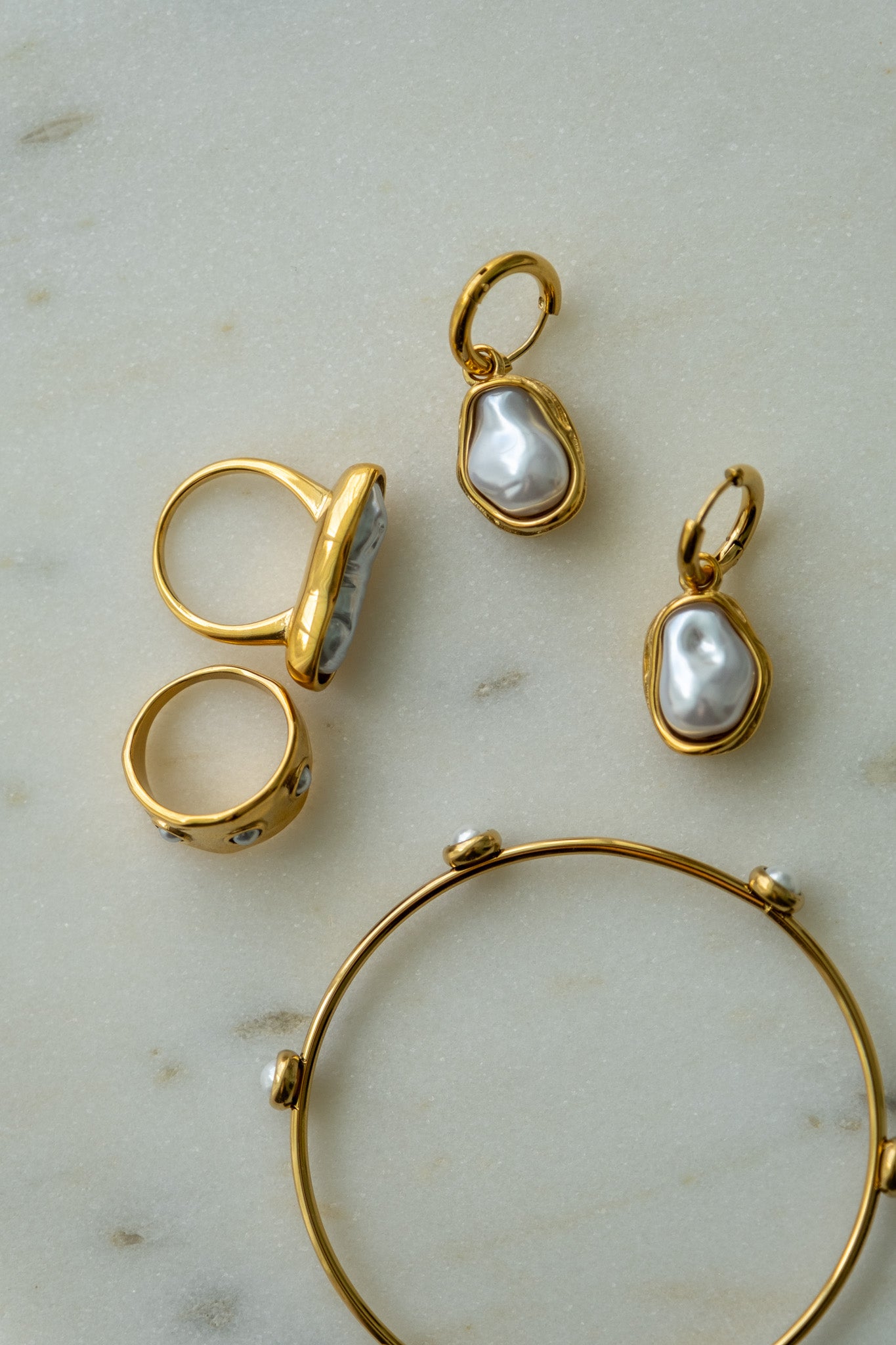 Irregular Pearl Ring